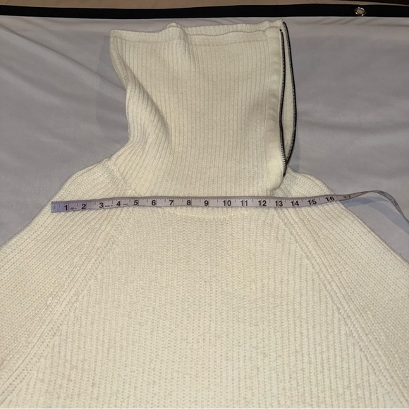 Simons Sweater Contemporaine Exclusive Wool Blend Chunky Ribbed Oversized Size L - Picture 9 of 14